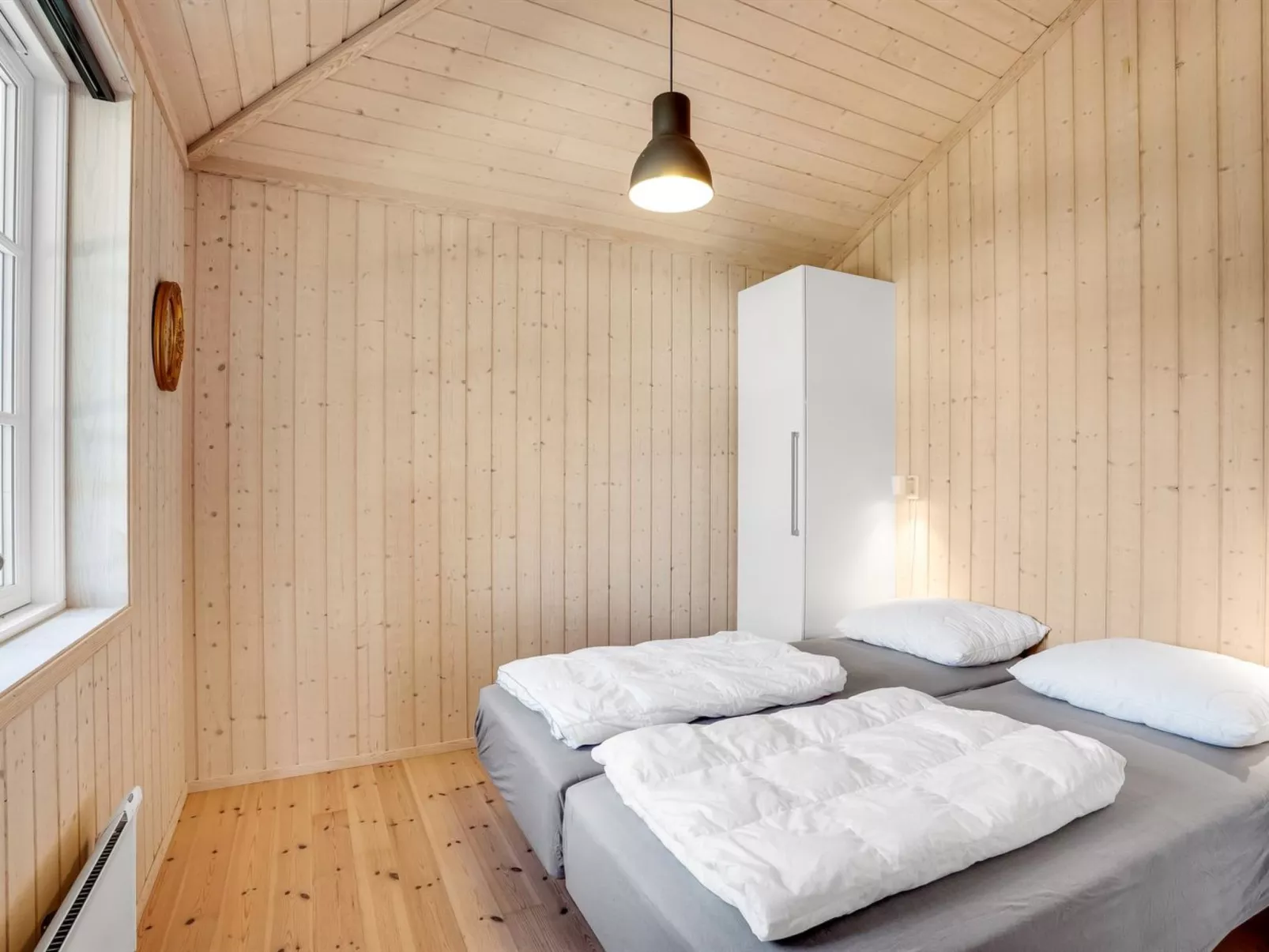 "Felicia" - 350m from the sea