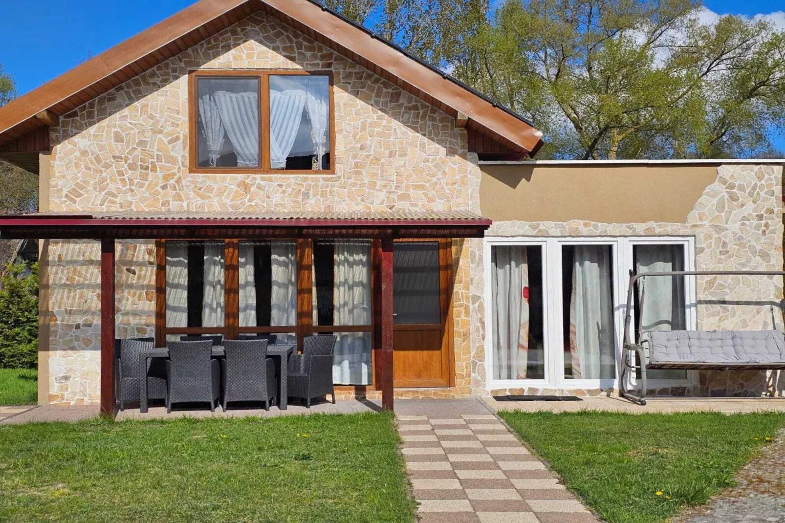 Domek nr 11-Buitenkant zomer