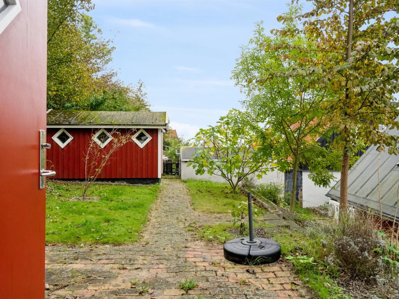 "Malila" - 15m from the sea