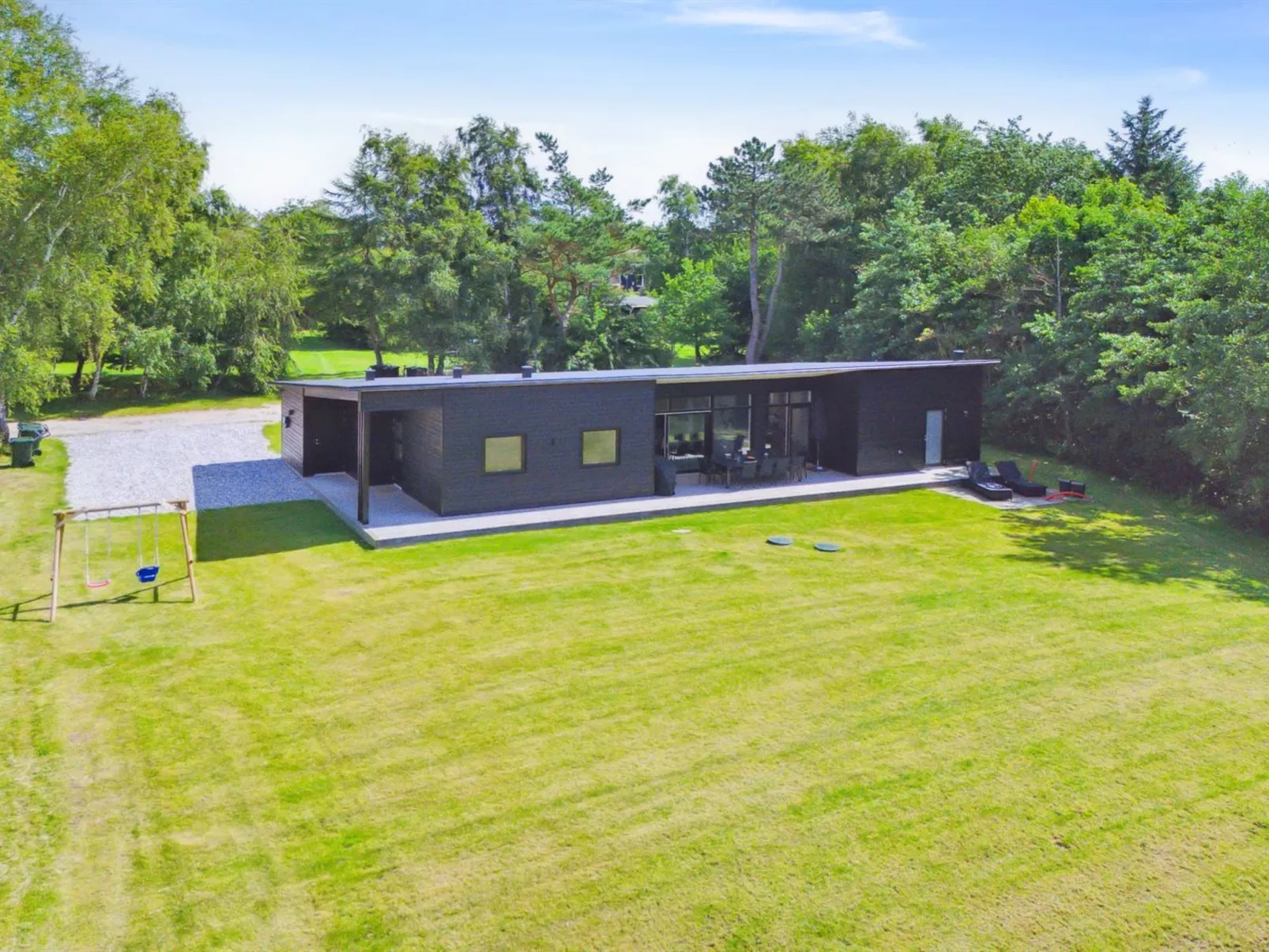 "Gertraude" - 800m from the sea