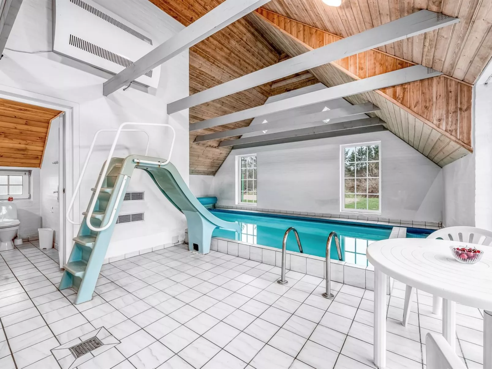 "Aagot" - 1.7km from the sea