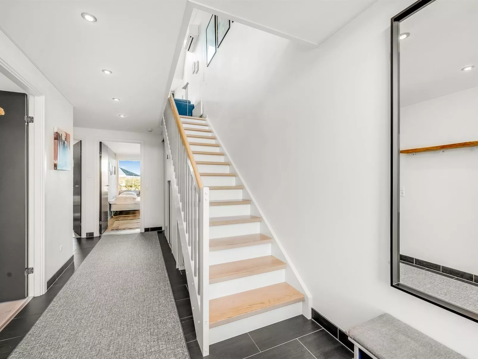 "Gustav" - 100m to the fjord