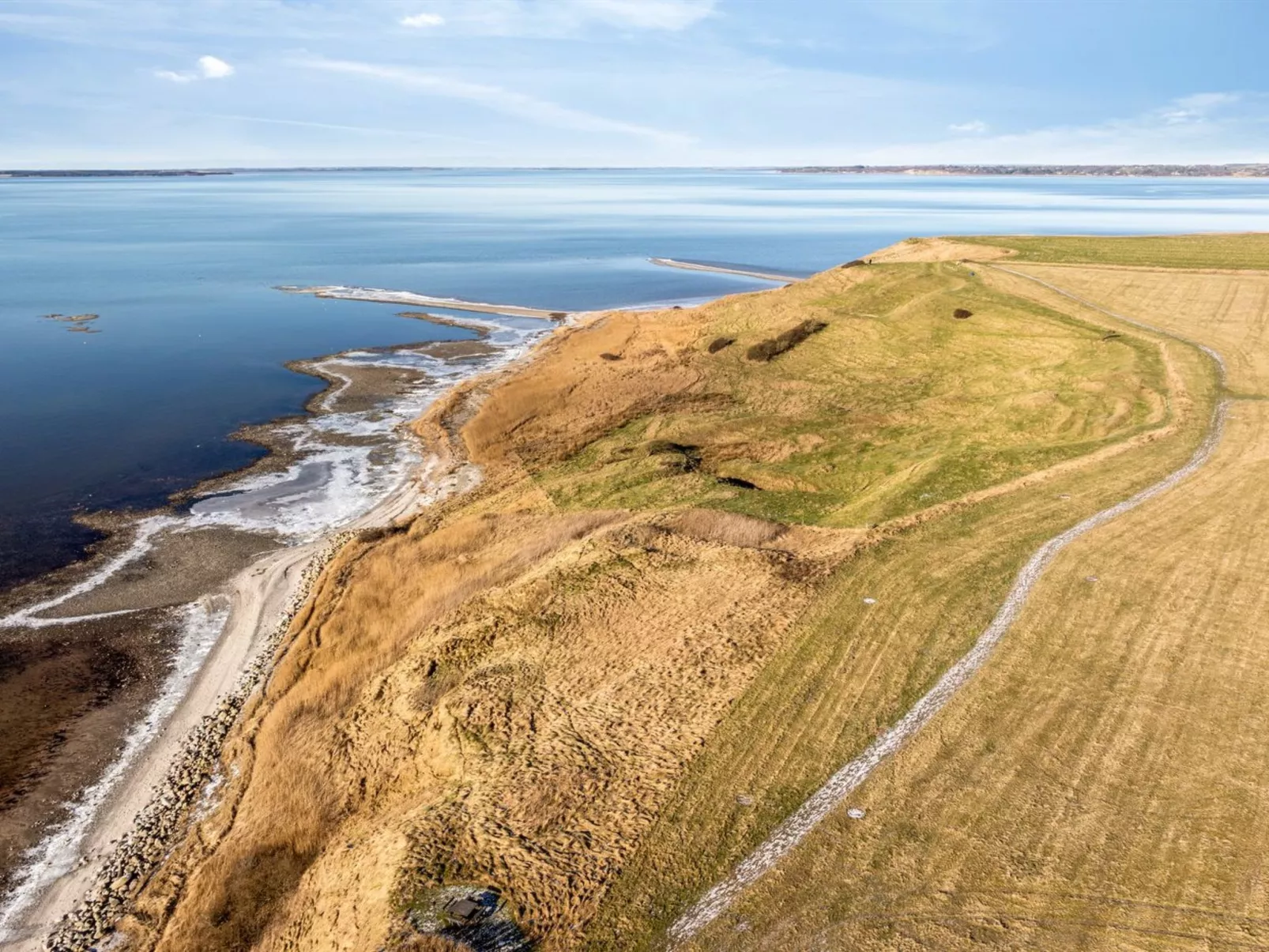 "Nikolce" - 300m to the fjord