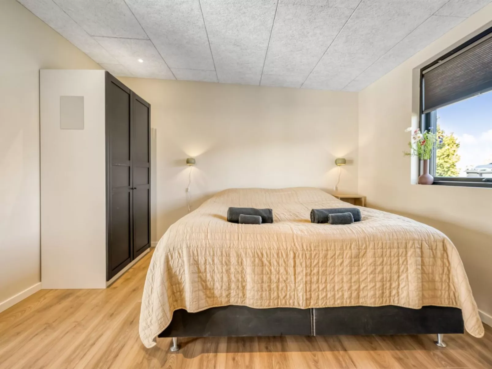 "Edvia" - 200m to the fjord