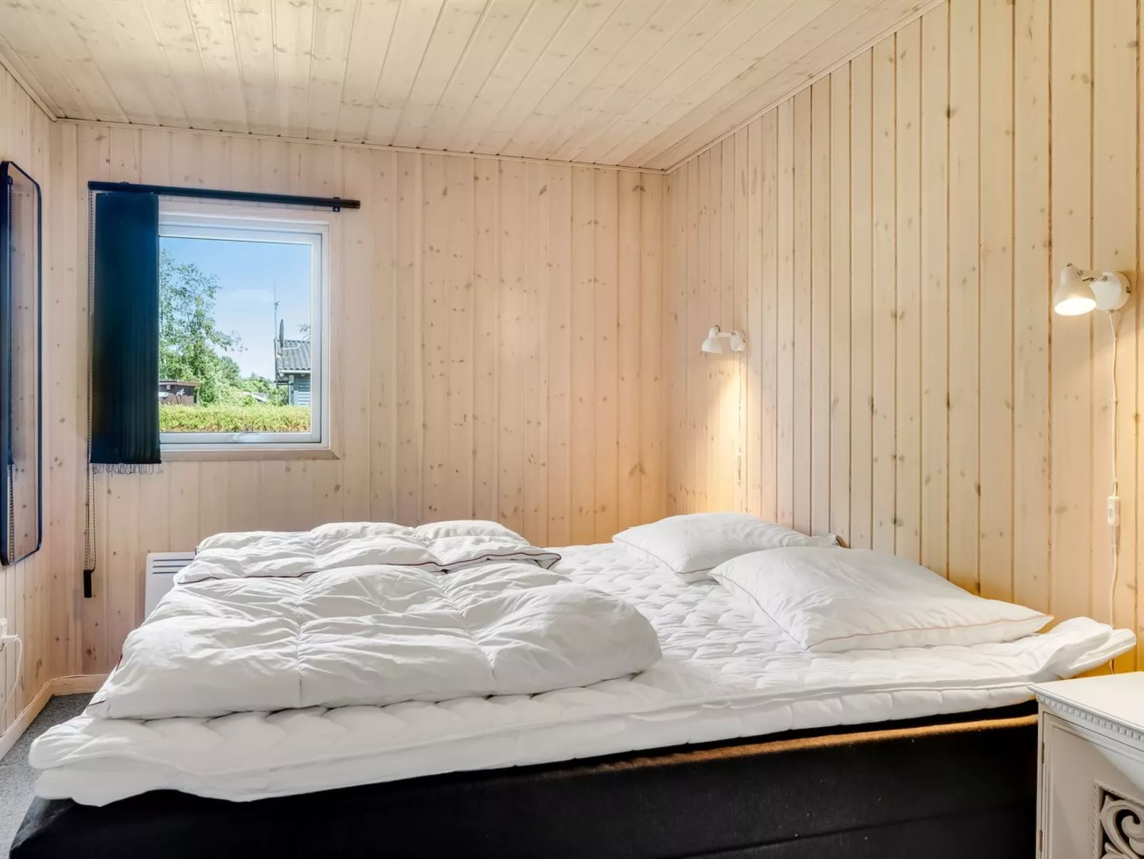 "Helma" - 500m to the fjord