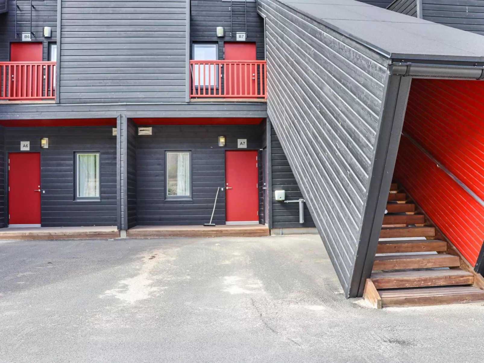 Skivillas 47 ukkohalla (a7)