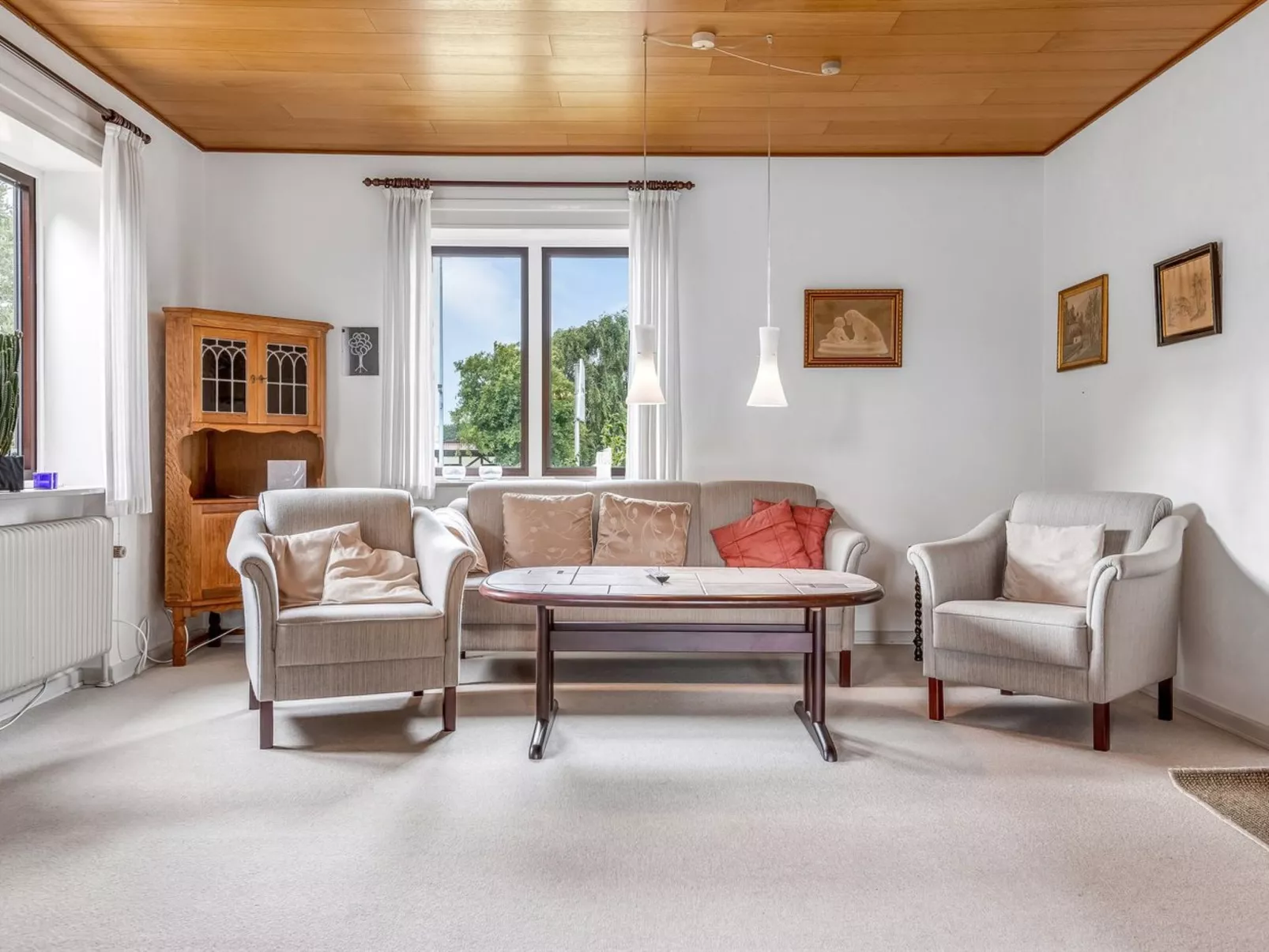 "Hiarni" - 12km from the sea