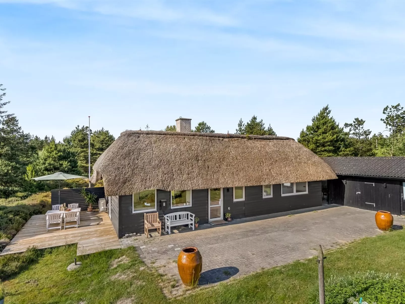 "Esma" - 3km from the sea