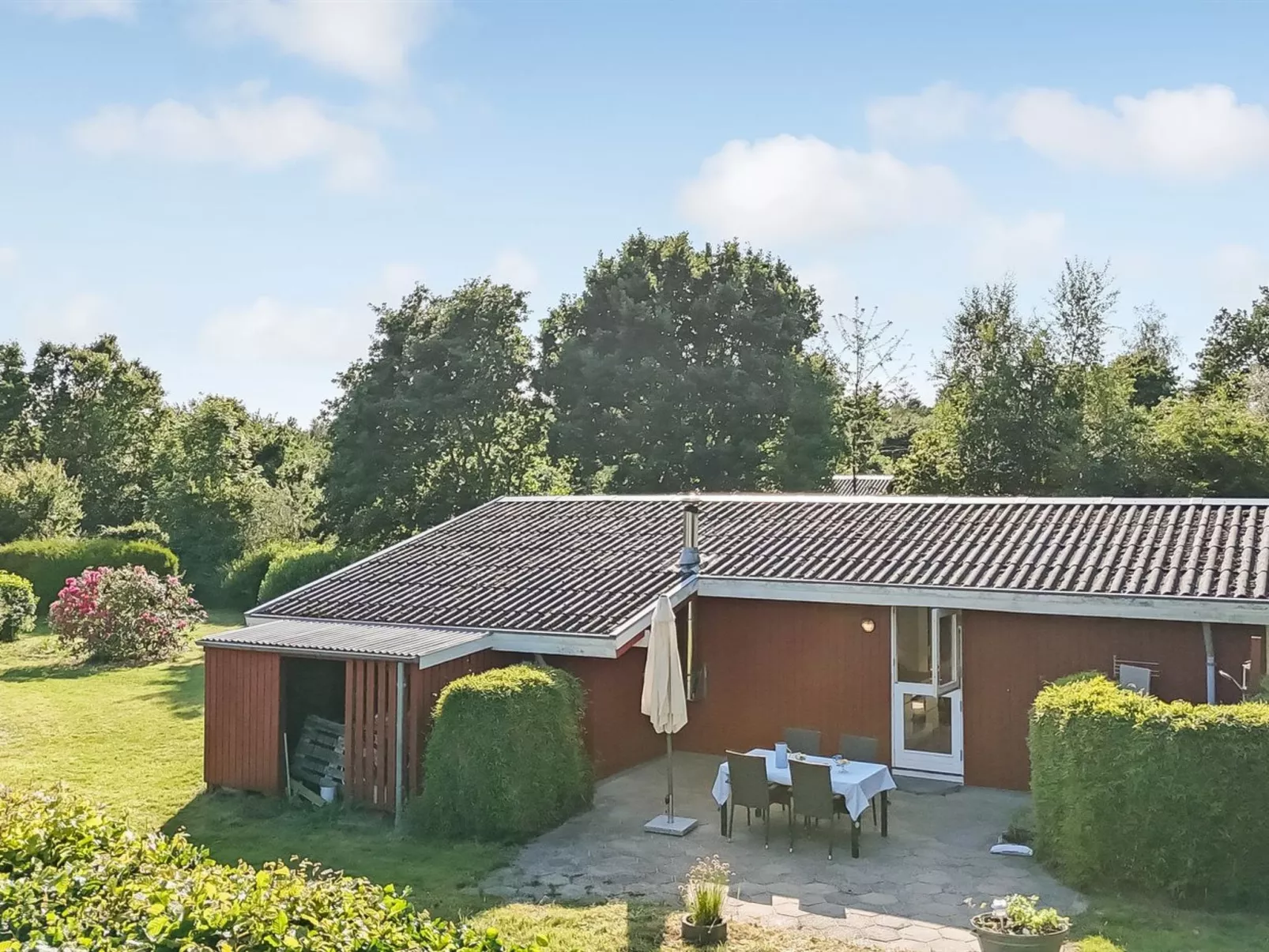 "Viktoria" - 500m from the sea