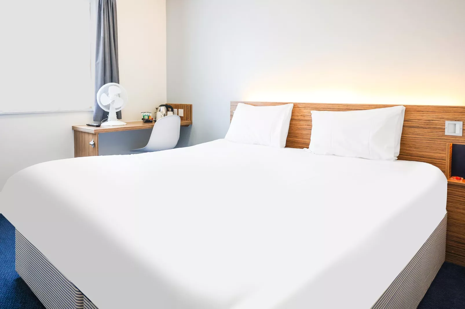 EN_GER001_Deluxe Double Room