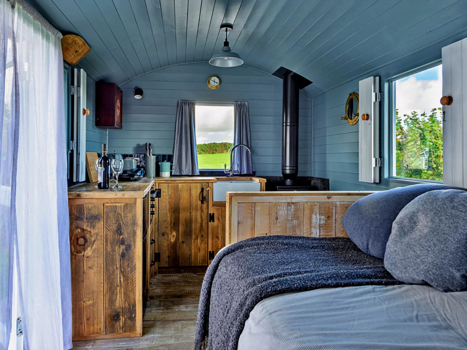 'Susanna' Poachers Hut