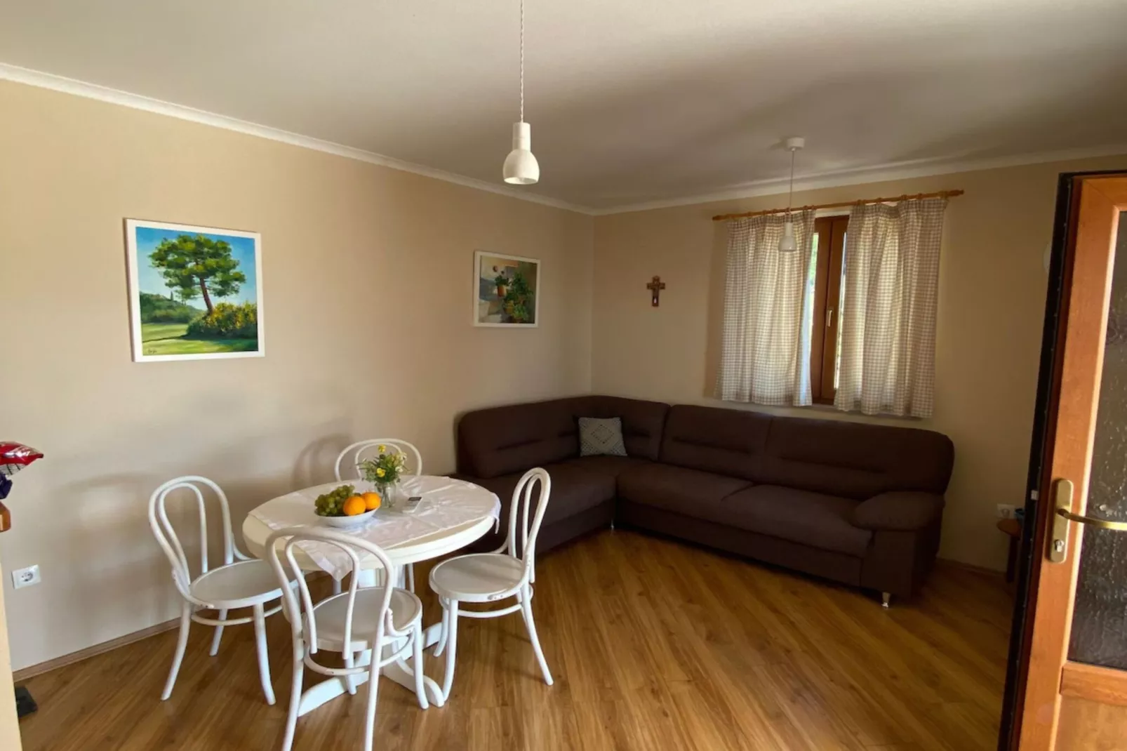 Villa Oliva - Two Bedroom Villa with Terrace and Swimming pool