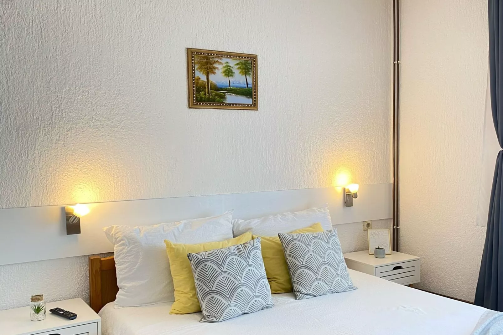 Double room with double bed 1