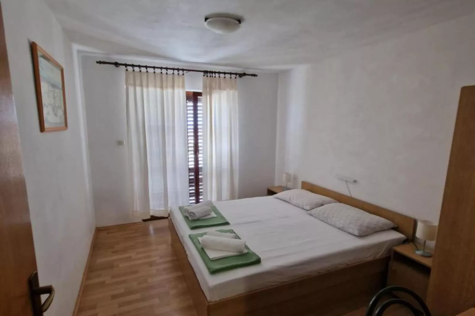 One Bedroom Apartment with Balcony and Sea View 3