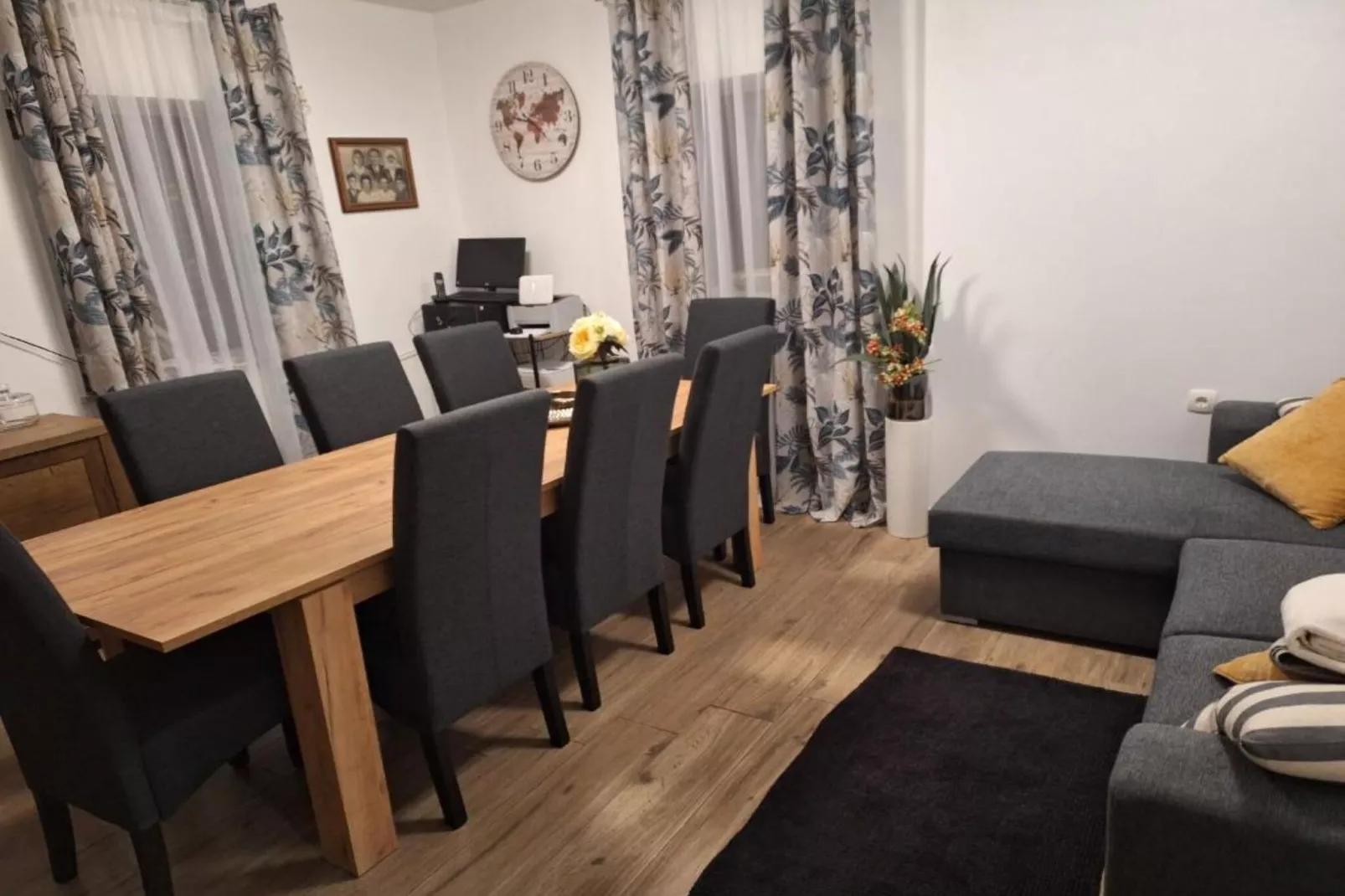 Apartment and Room Mare Vrlika - Two Bedroom Apartment  with Balcony