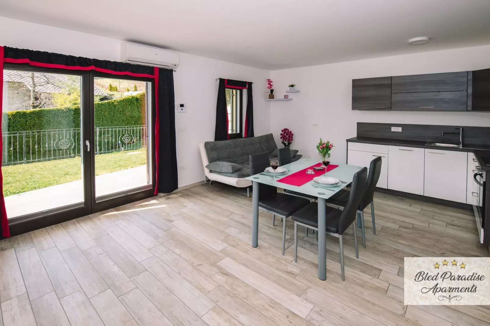 Bled Prestigious and Stylish Apartments - Standard Studio Apartment with Terrace (owner 2)