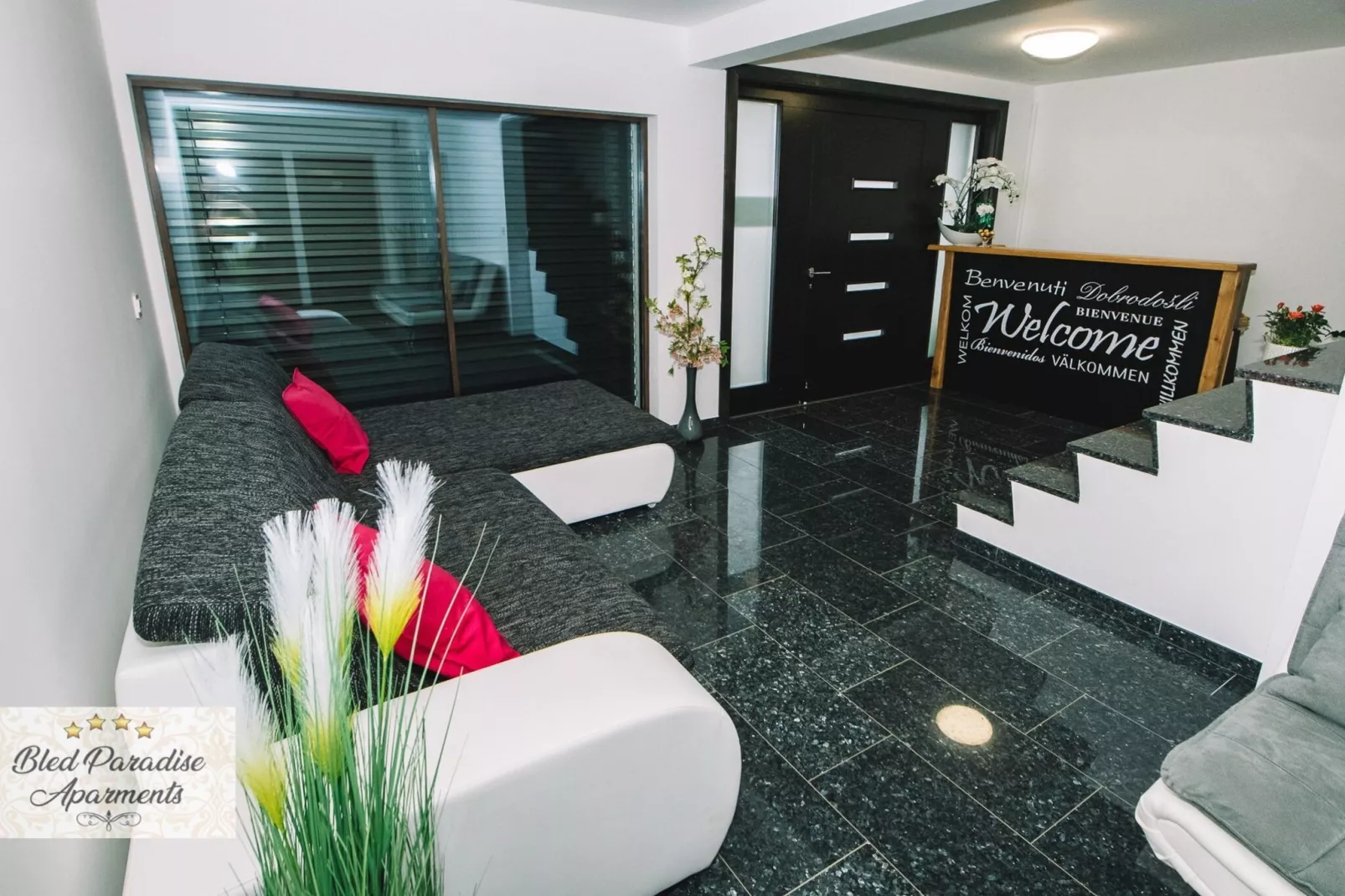 Bled Prestigious and Stylish Apartments - Classic One Bedroom Apartment with Balcony (owner 4)