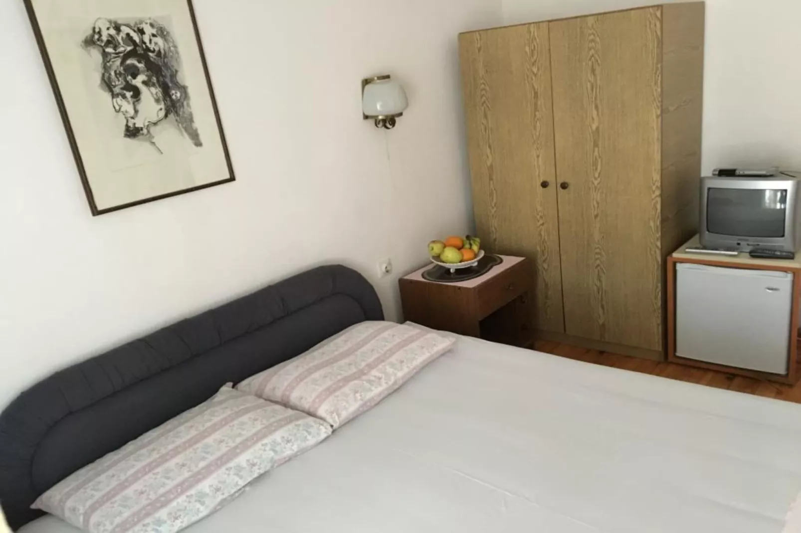 Comfortable Budva Rooms with Easy Access to Sveti Stefan - Double Room 3