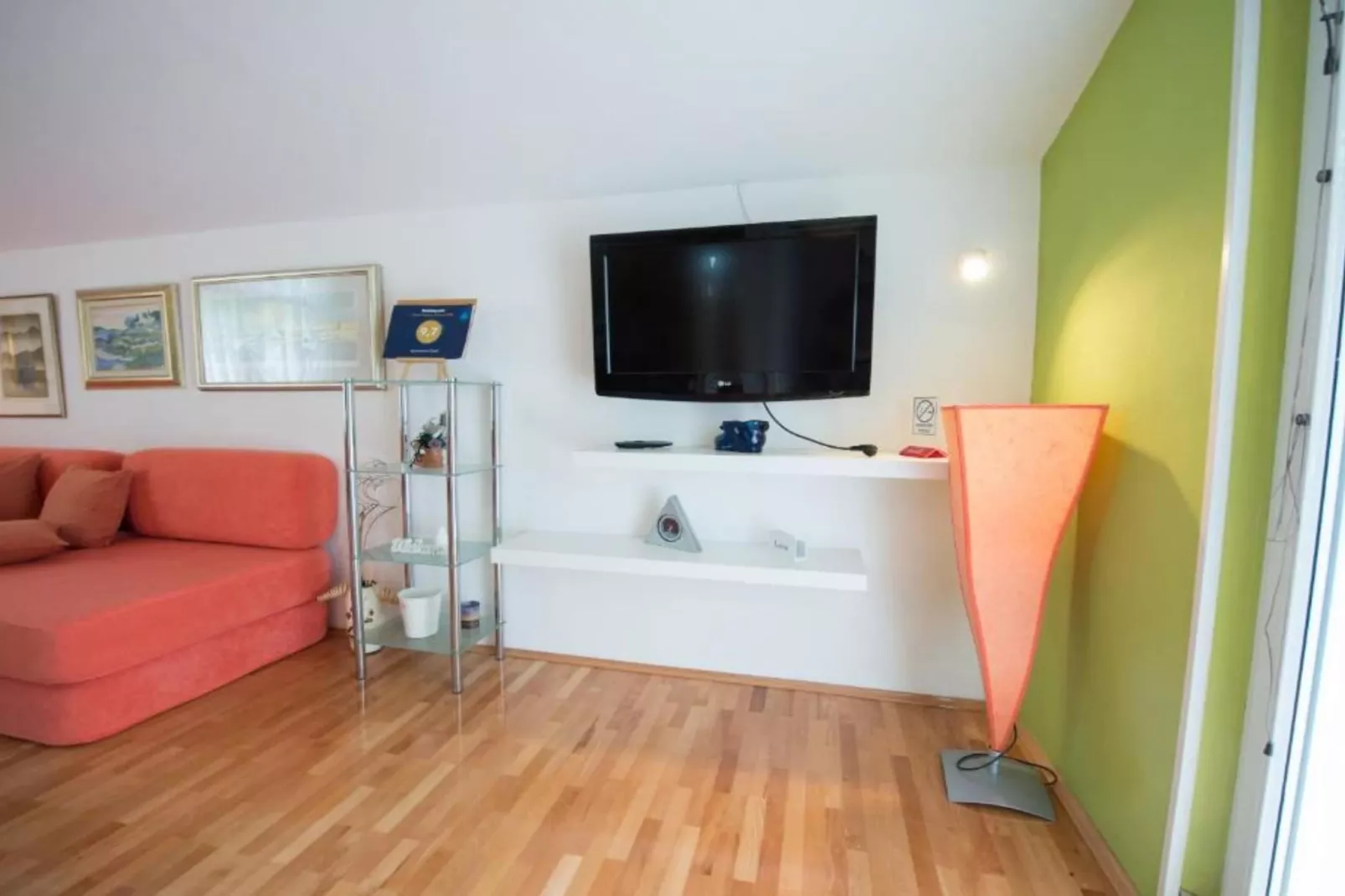 Two-Bedroom Apartment With Lake View