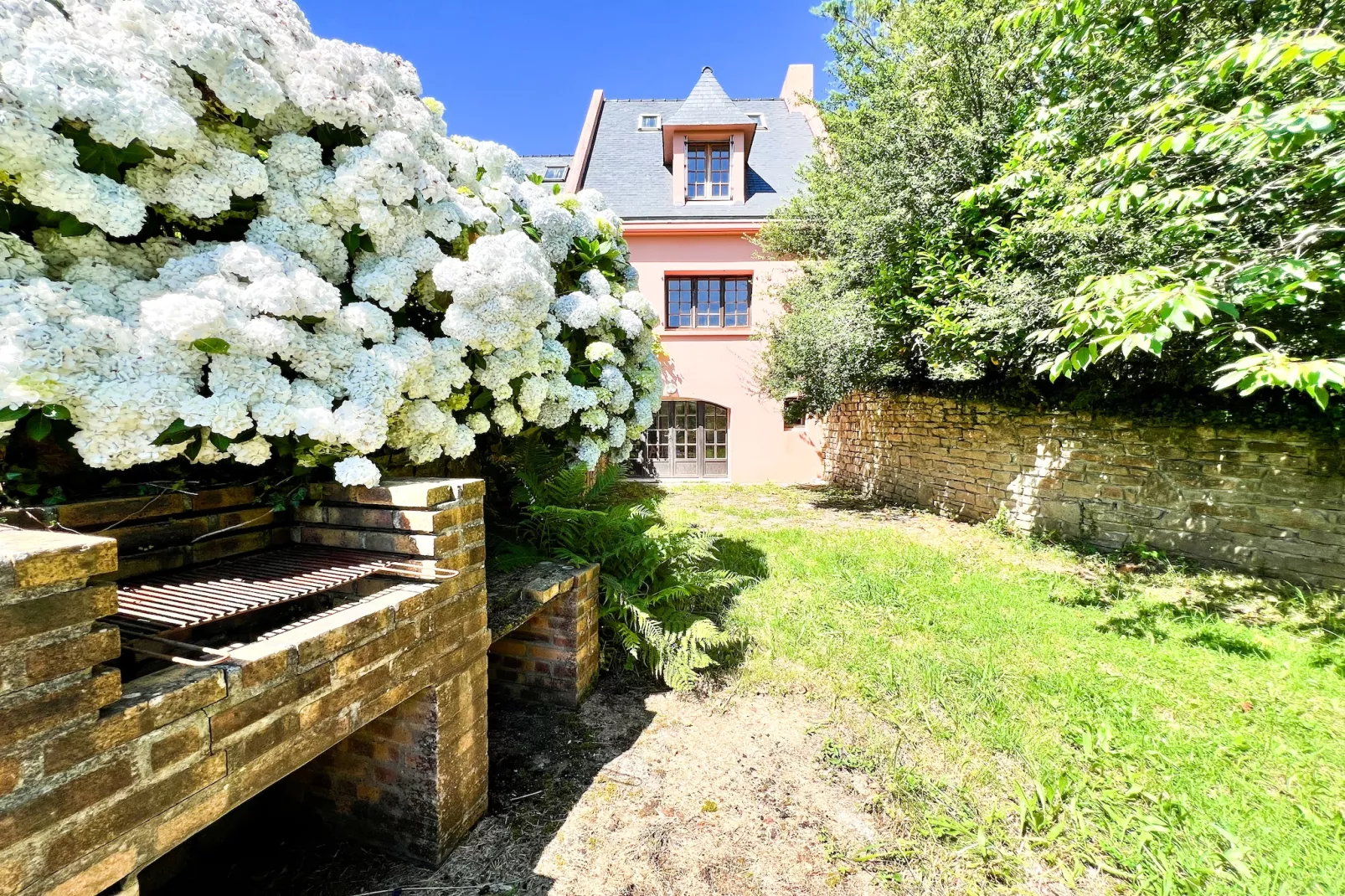 Doppelhaushälfte in Milizac