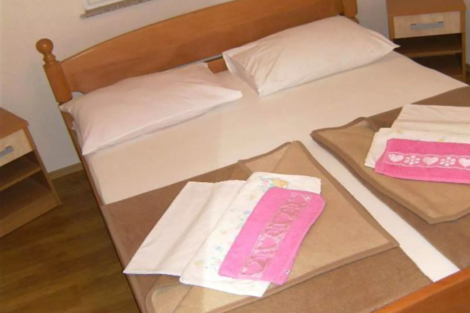 Double bed 3