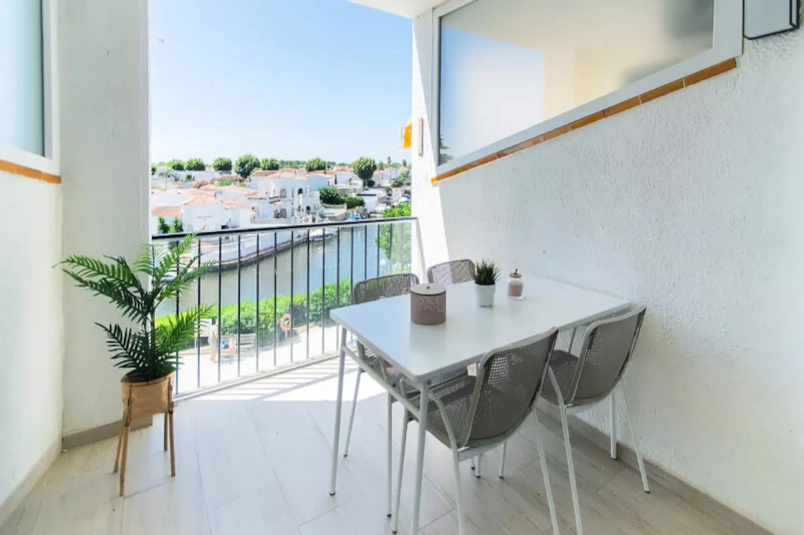 Appartements à Empuriabrava