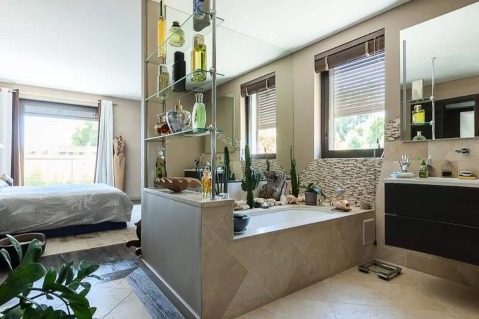 Résidence Villa En Domaine Privé Avec Piscine Chauffée