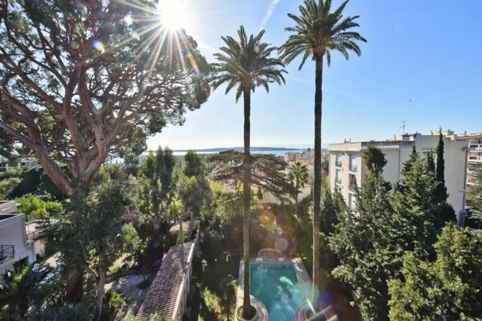 Résidence 3 Pièces En Résidence Avec Piscine Et Vue Mer