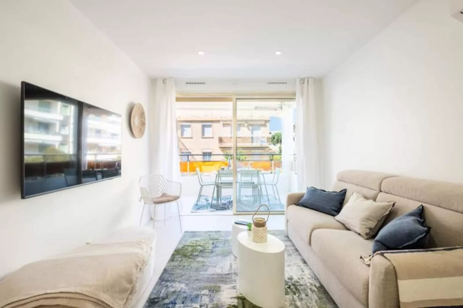 Résidence 3p De Style &agrave; Deux Pas De La Croisette & Commerces