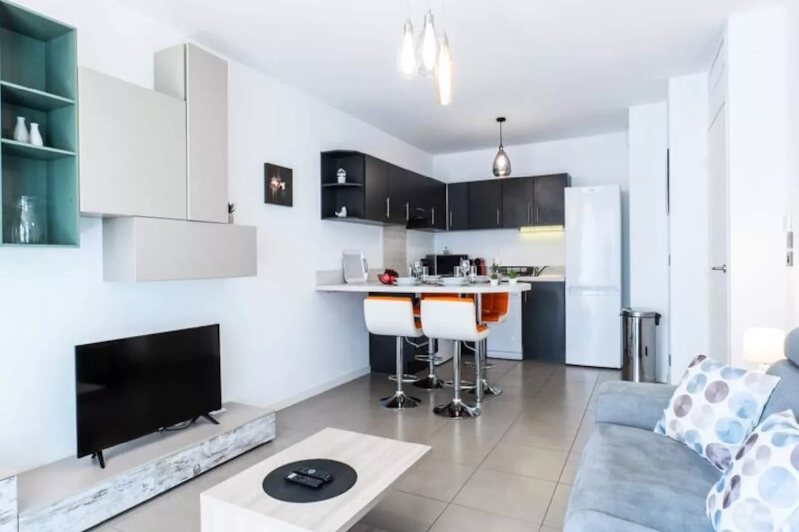 Résidence 2p Avec Piscine Au Palm Beach