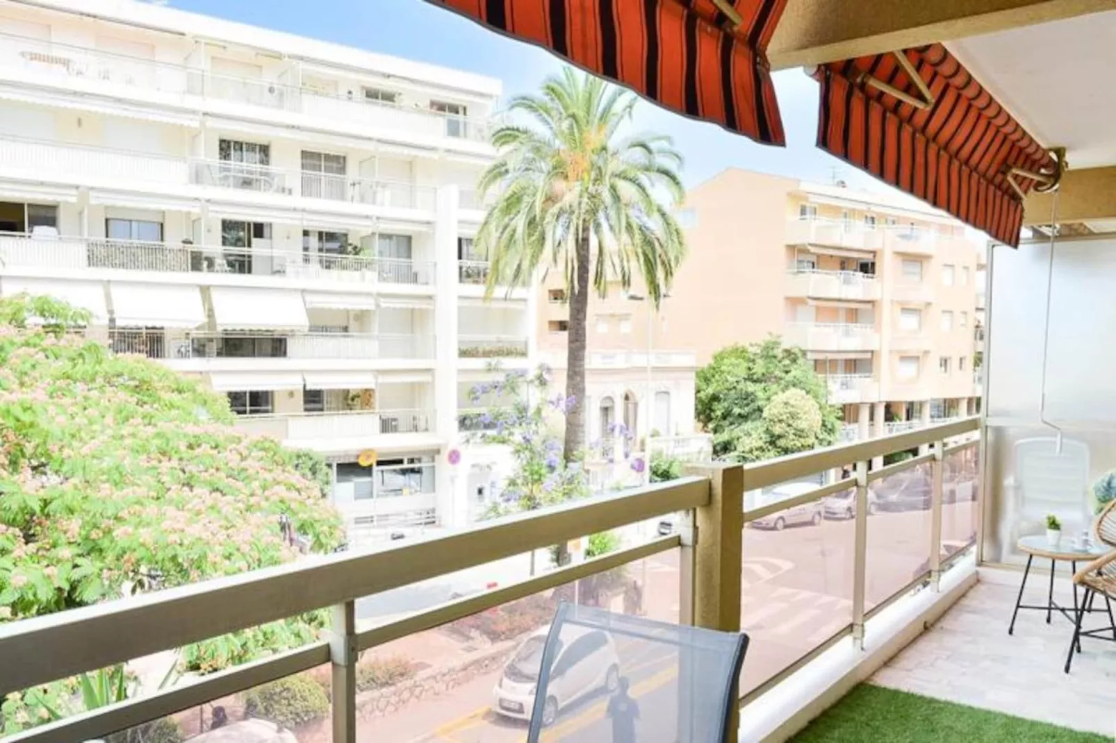 Résidence Palm Beach Studio Avec Terrasse A 150m Des Plages
