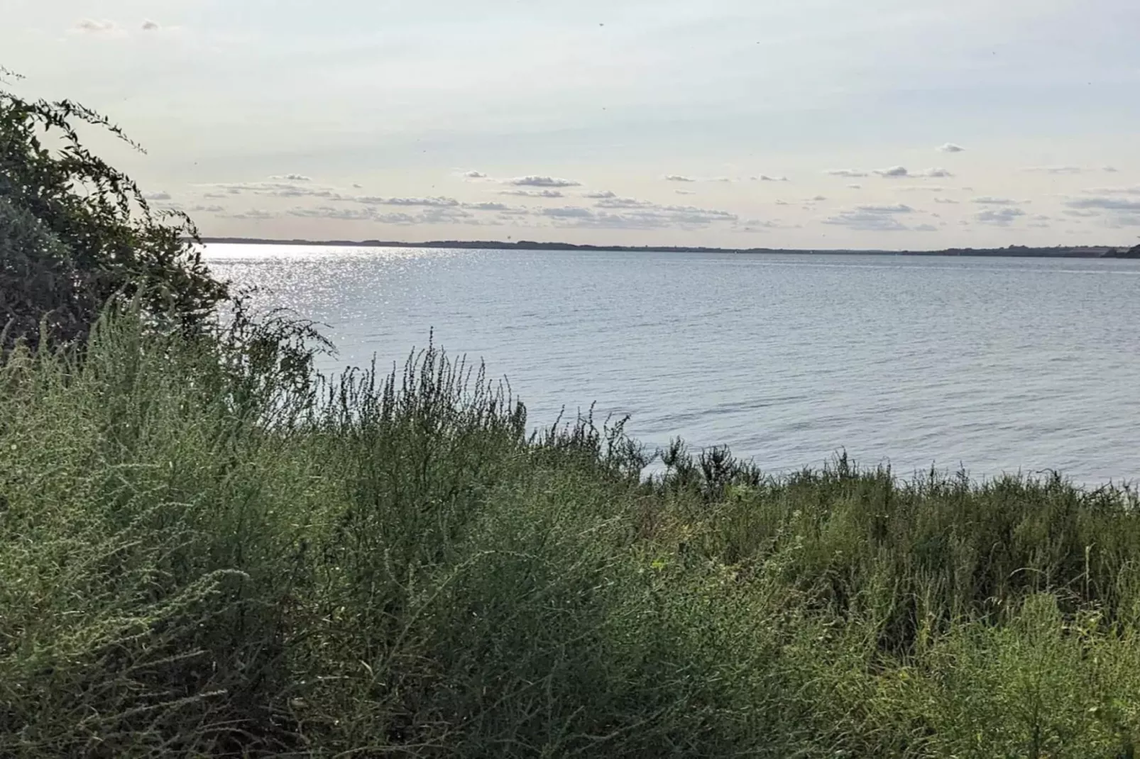Strandgeluk met Sauna -- By Traum Ferienwohnungen-Waterzicht