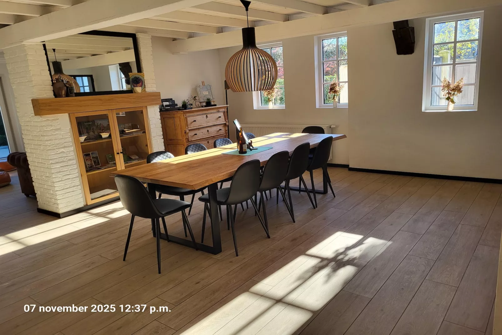 Maison Au Trieu-Eetkamer