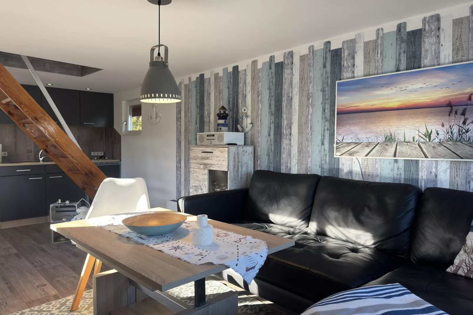 Bootshaus direkt am See mit eigenem Steg