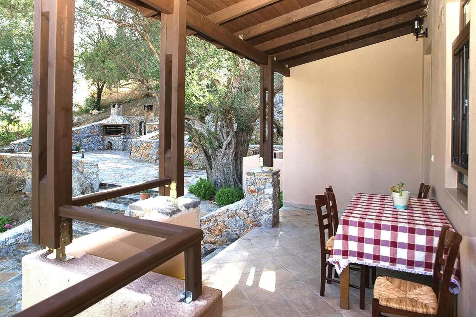 Holiday home, Kalamitsi Alexandrou-Villa Kalamitsi, ca. 108 qm, 6 pax-Buitenkant zomer