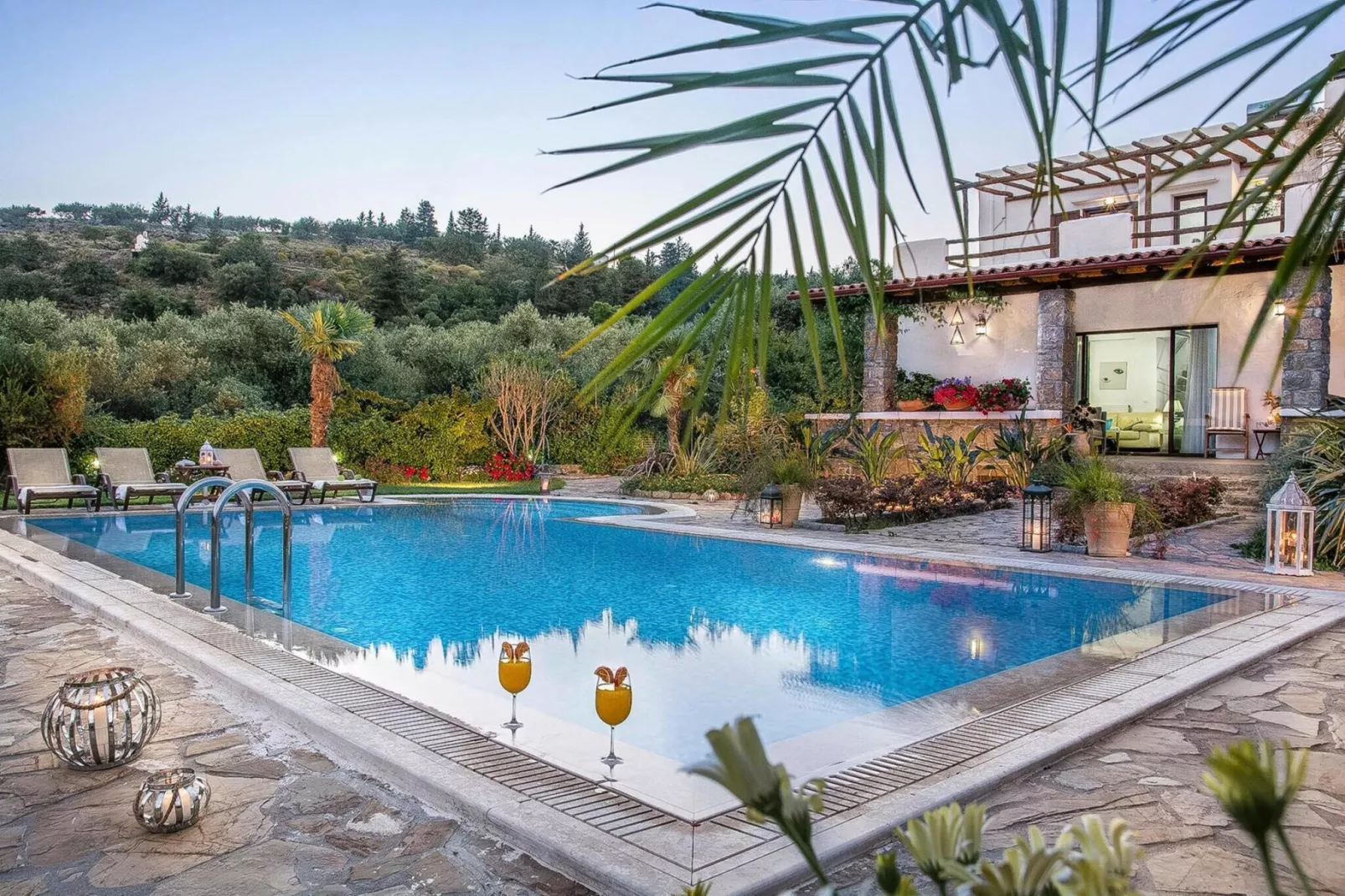 Holiday home, Pemonia--Buitenkant zomer