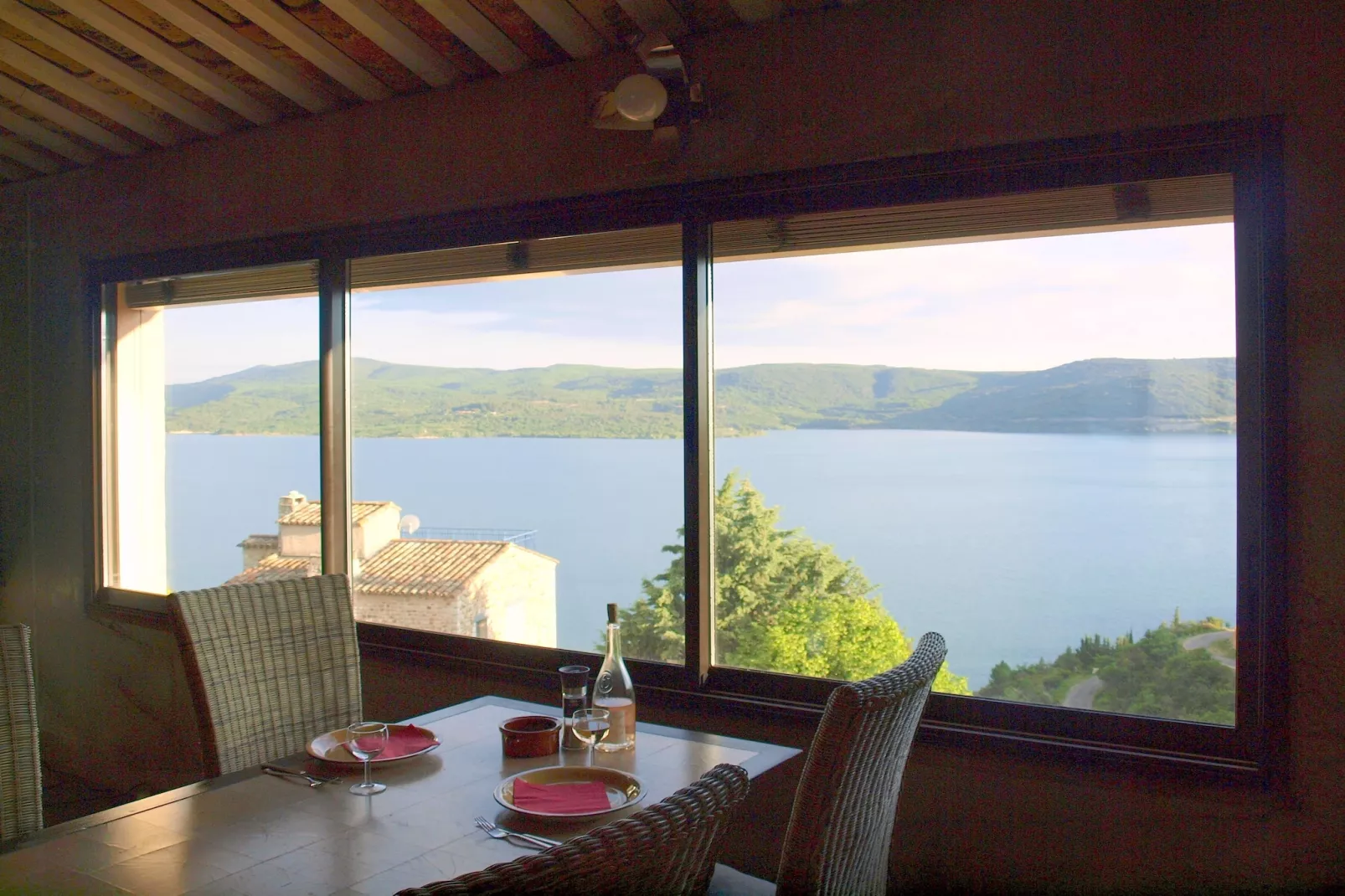 Ferienhaus in Sainte-Croix-du-Verdon-Uitzicht zomer