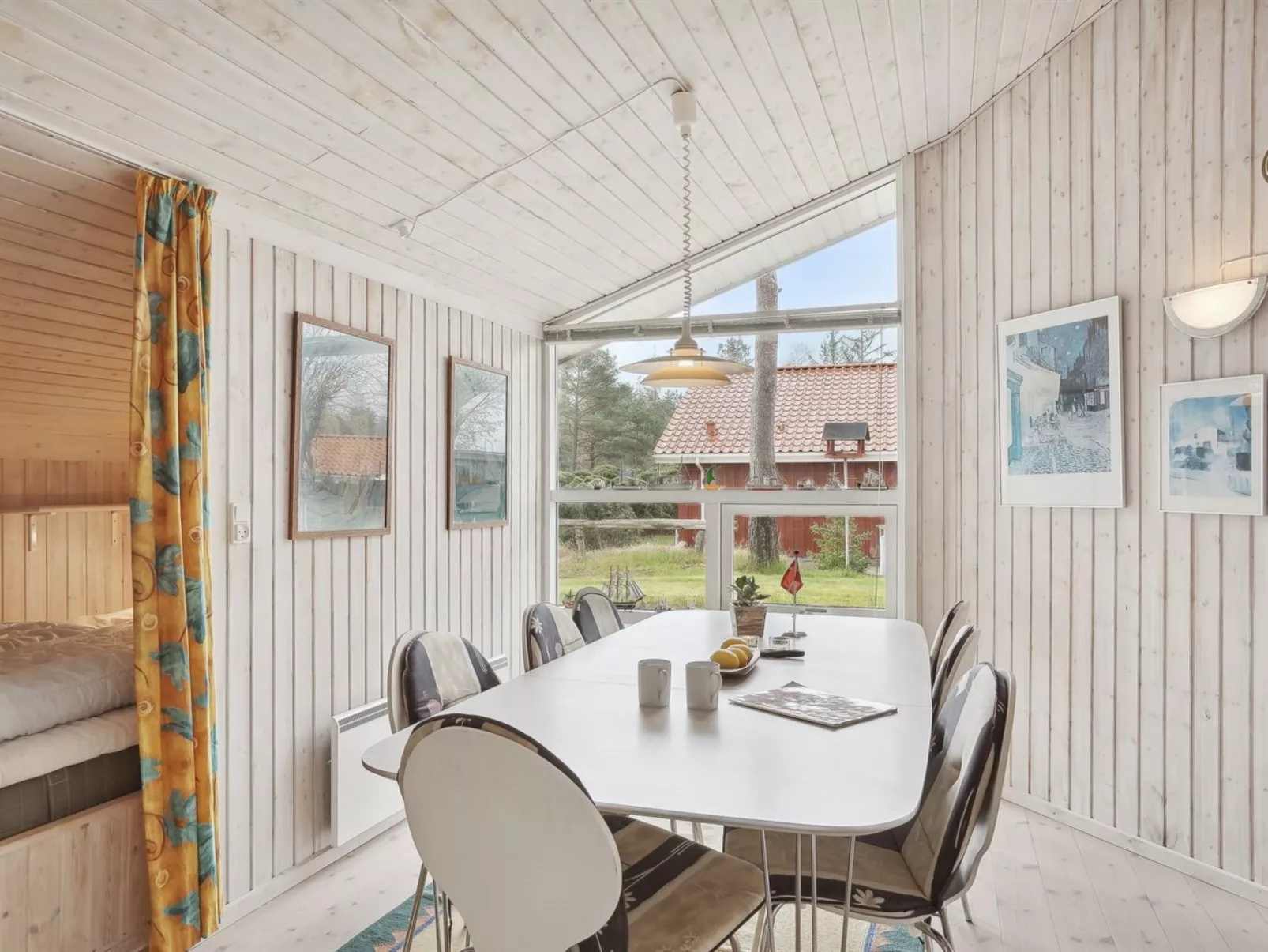 "Edzard" - 200m from the sea