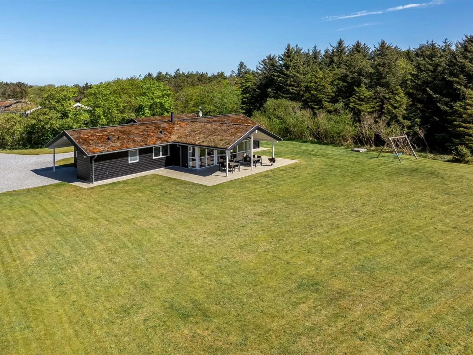 "Ricus" - 1.8km from the sea