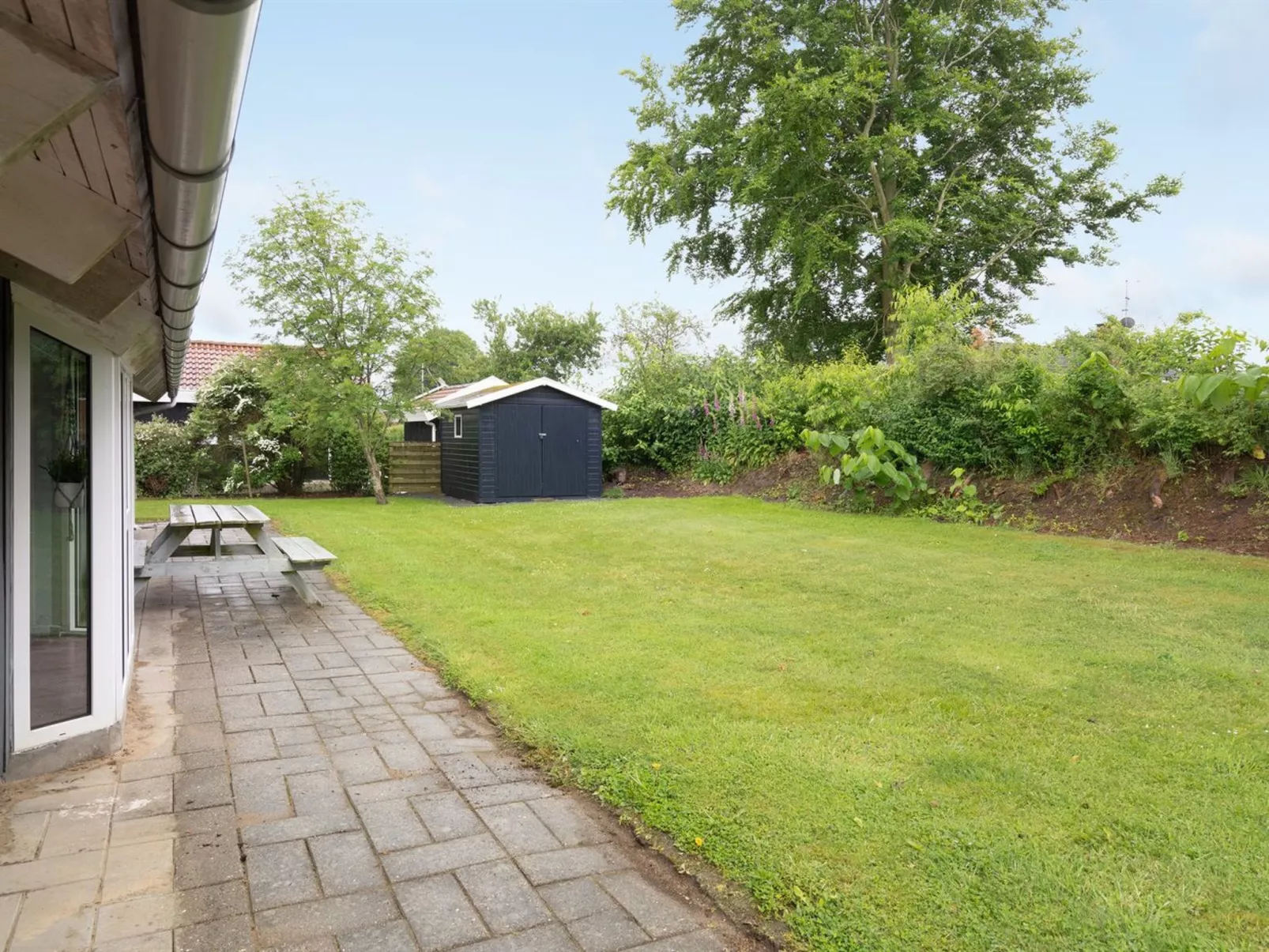 "Petrus" - 750m from the sea