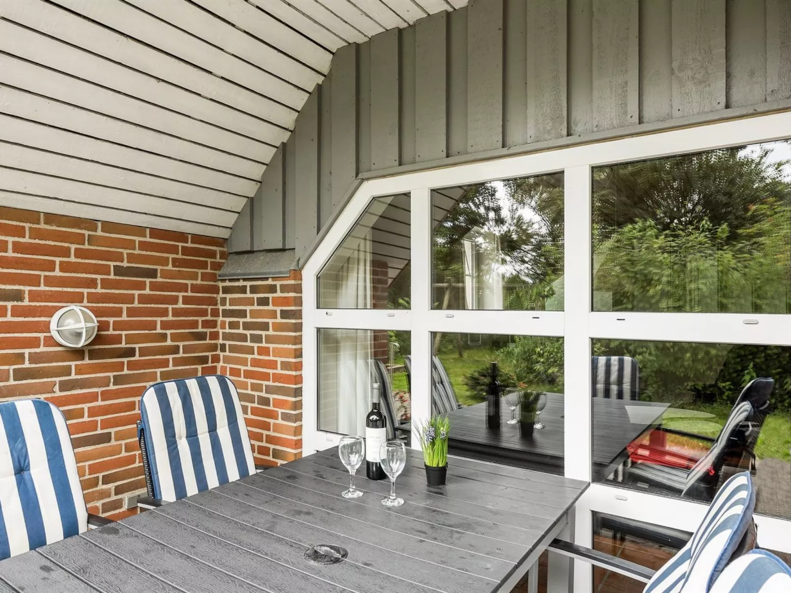 "Albin" - 2.8km from the sea