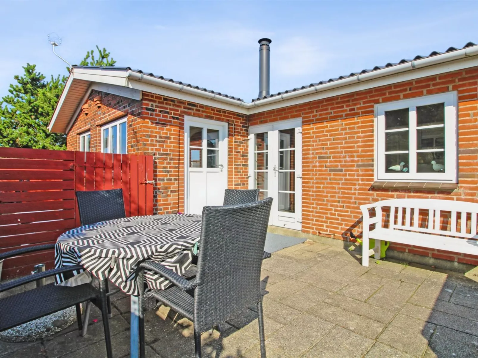 "Hendrine" - 500m from the sea