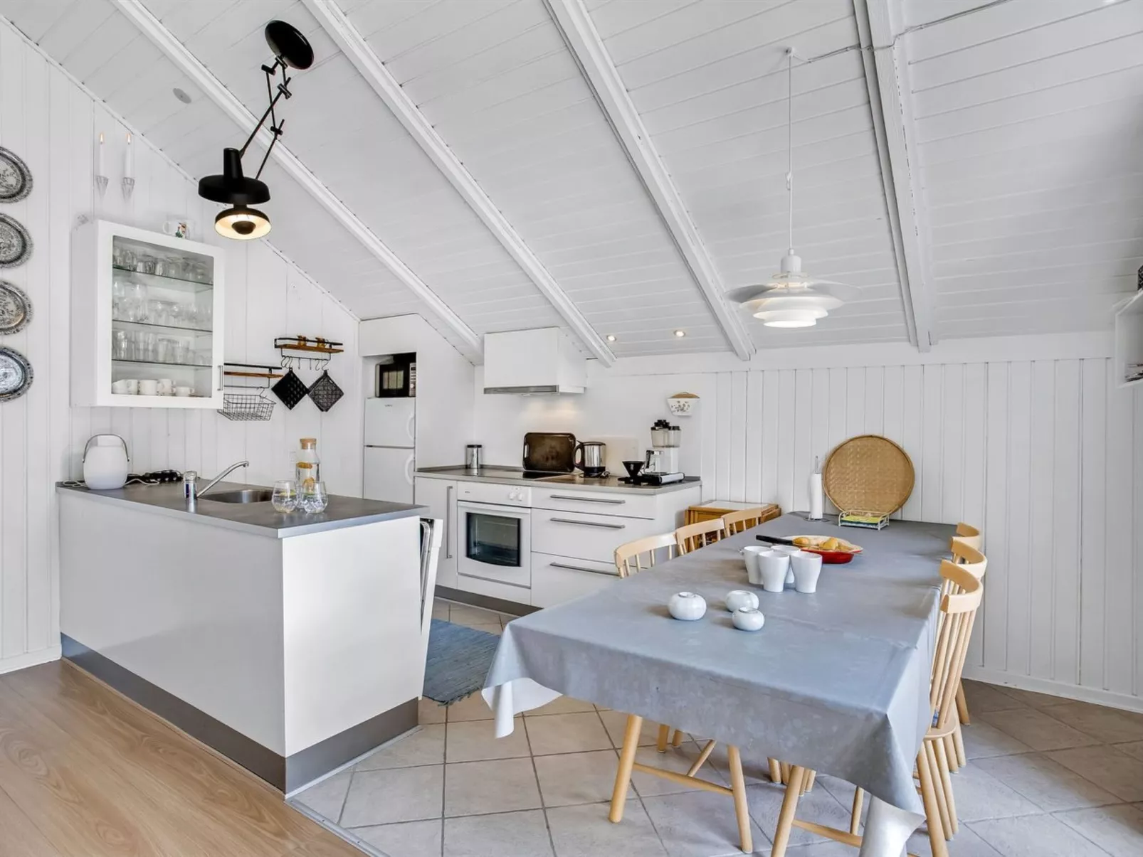 "Egbert" - 900m from the sea