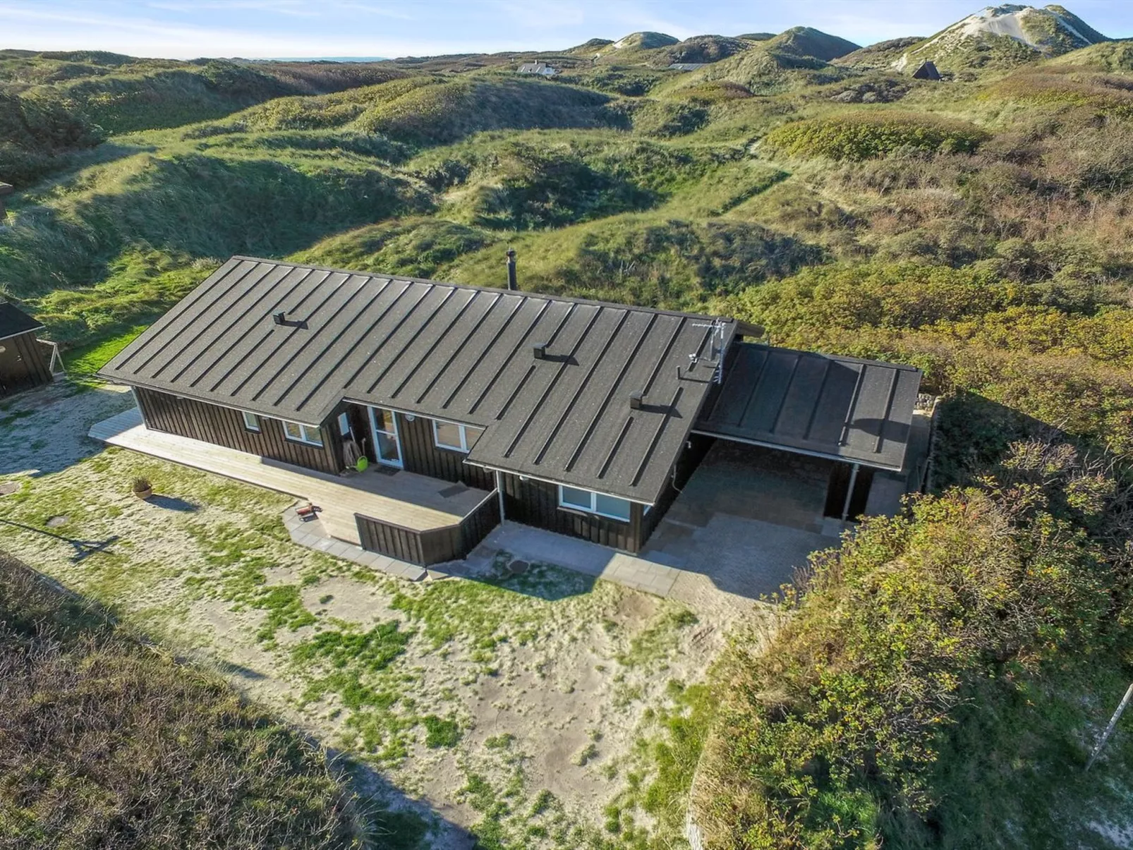 "Ejnarine" - 300m from the sea