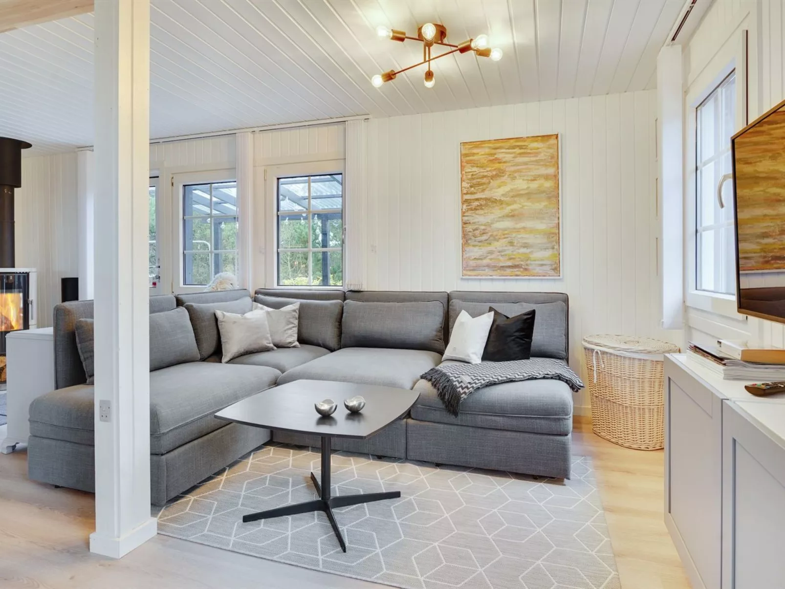 "Corina" - 100m from the sea