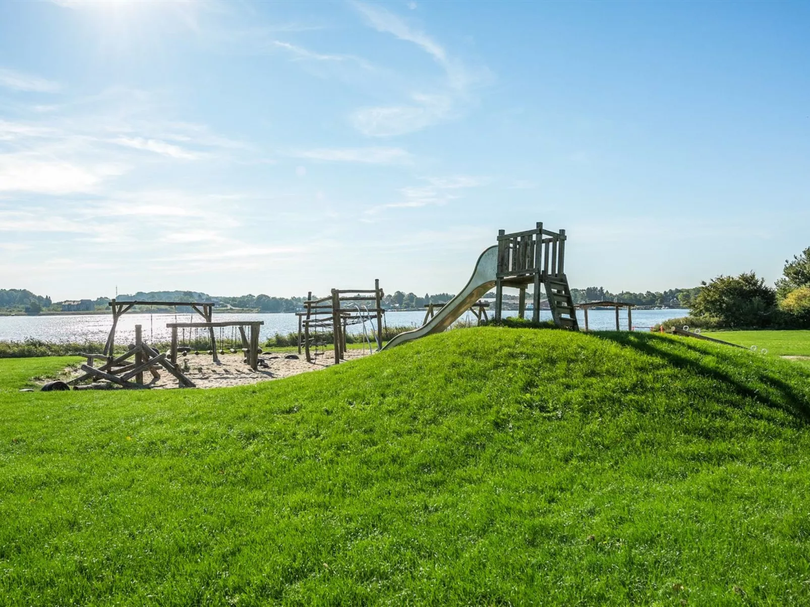 "Skjalm" - 100m to the fjord