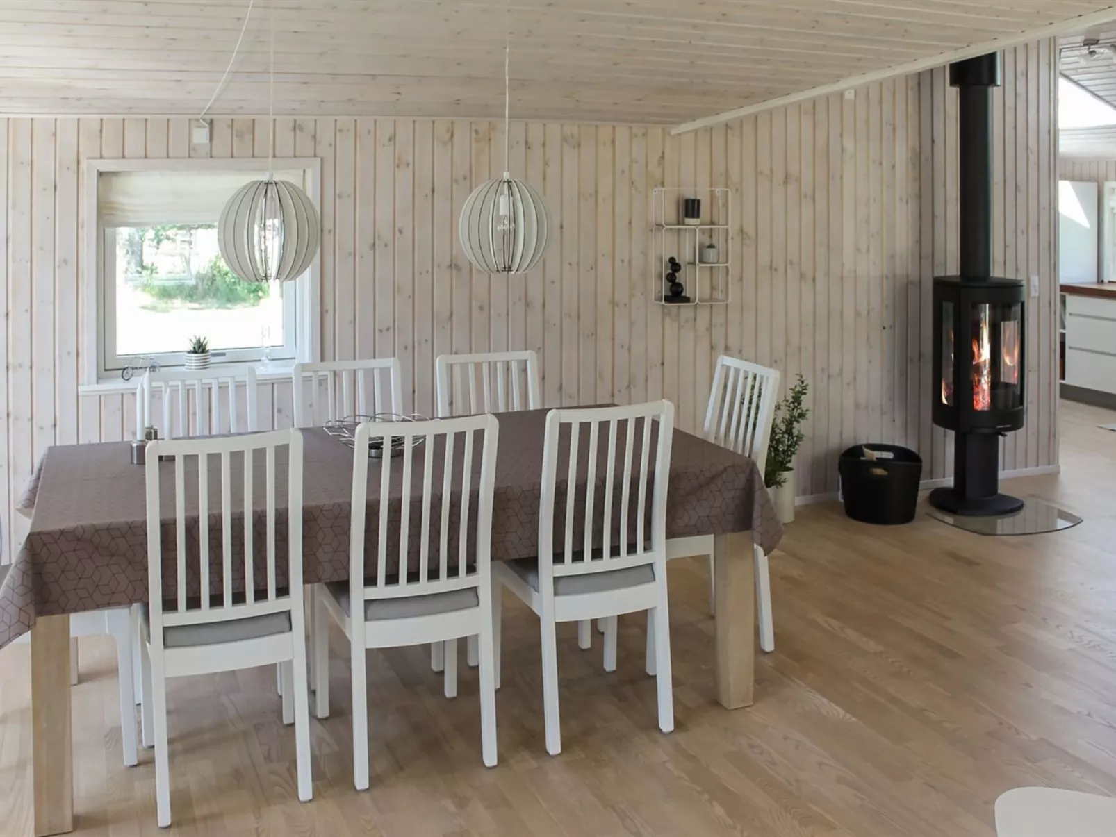 "Suna" - 1.3km from the sea