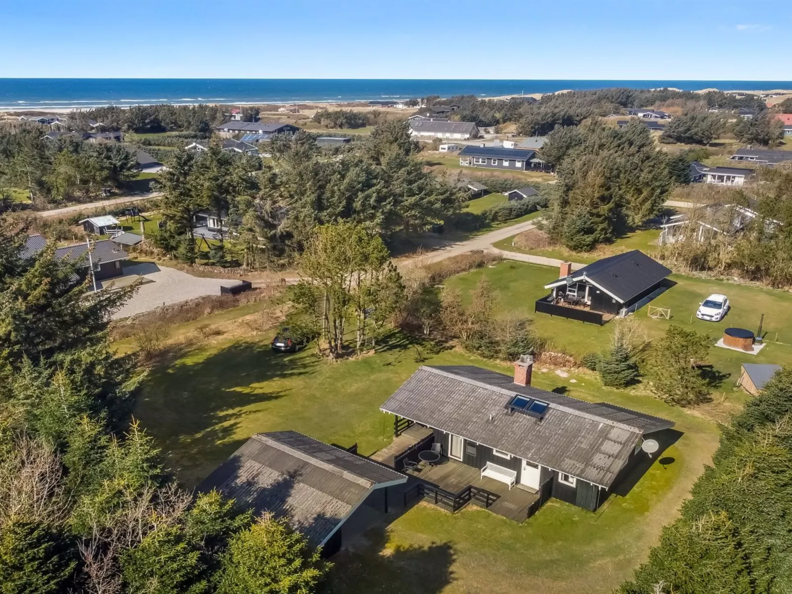 "Conradine" - 500m from the sea