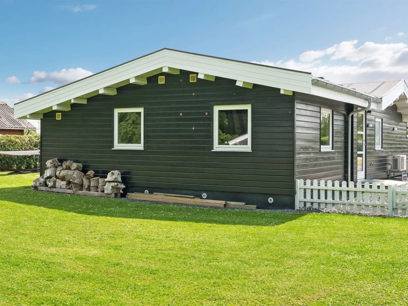 "Ølwir" - 400m to the fjord