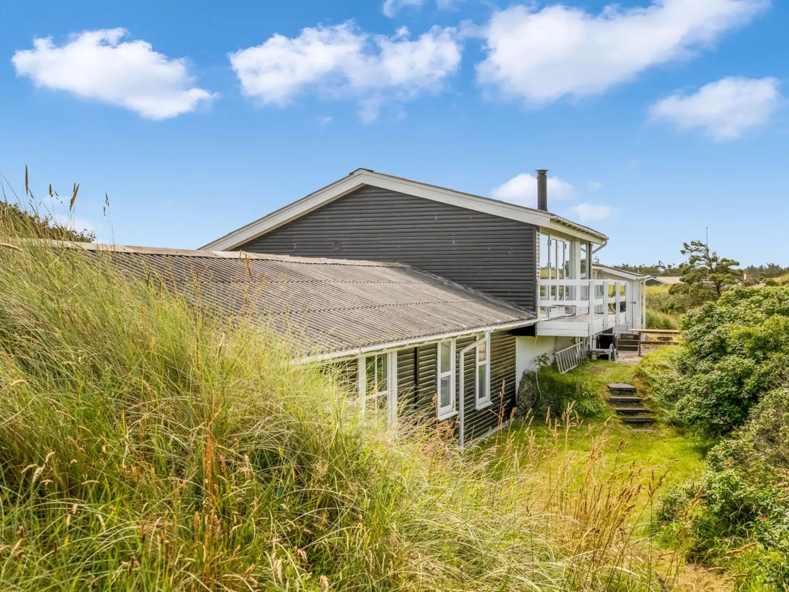 "Stina" - 250m from the sea